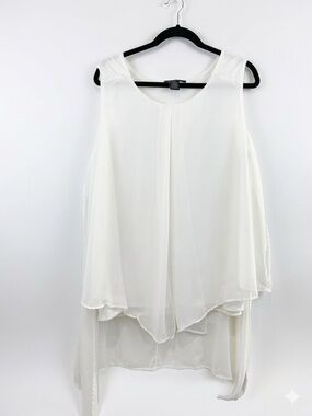 Adele and may white sleeveless blouse with a flowing, layered design 1X- nwot